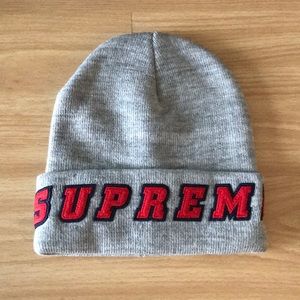 Authentic Supreme Grey beanie